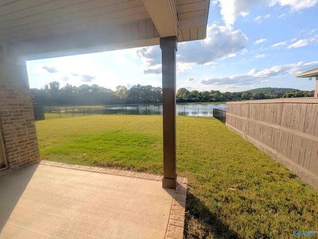 Photo - 16312 Trestle St