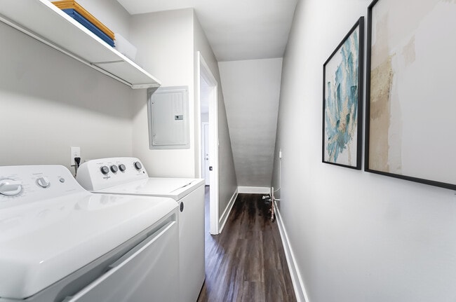 Hickory Creek Apartments
