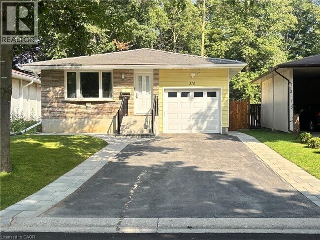 Photo - 510 Oakridge Pl
