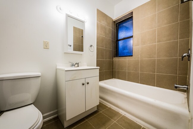 Photo - 8000 S Ellis Ave 947-55 E 80th St Chicago, IL 60619