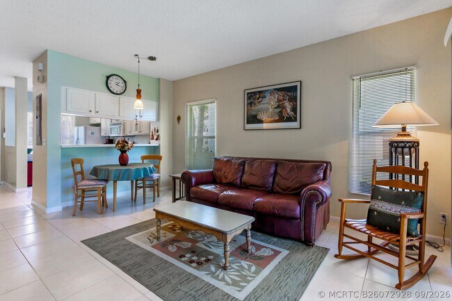4976 Palmbrooke Cir