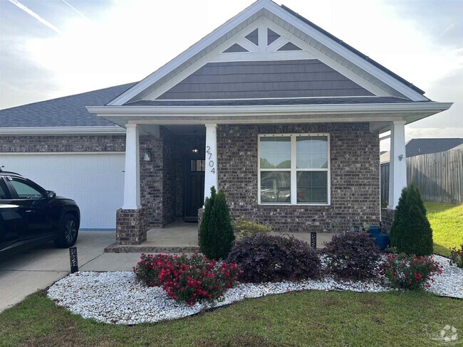 Building Photo - 2704 Woodman Lp Rental