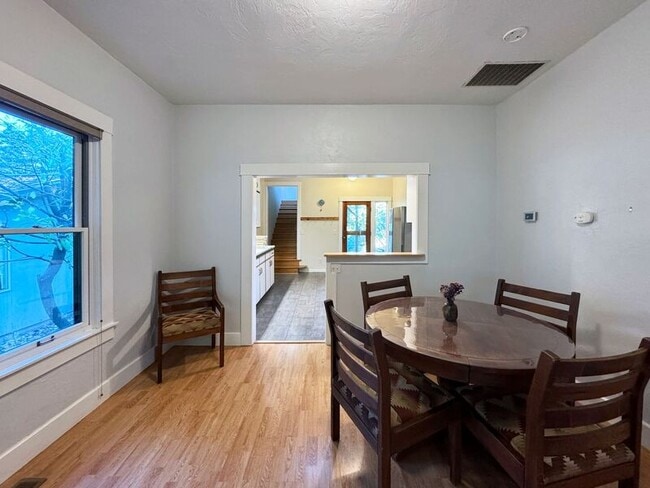 Photo - 346 N Grand St