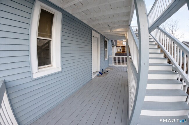 Photo - 69 W Liberty St Unit 3