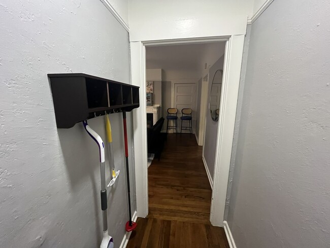 Photo - SAC T-2612-2614 Unit 2612 Q St