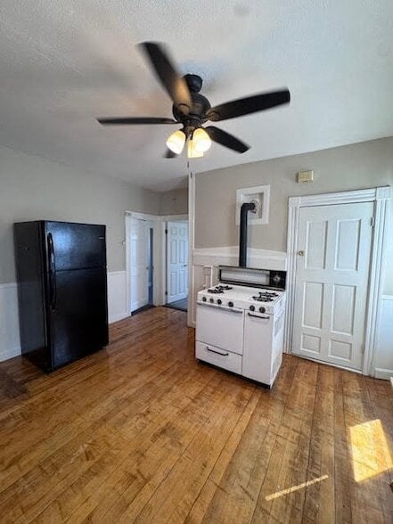 Photo - 52 Canton St