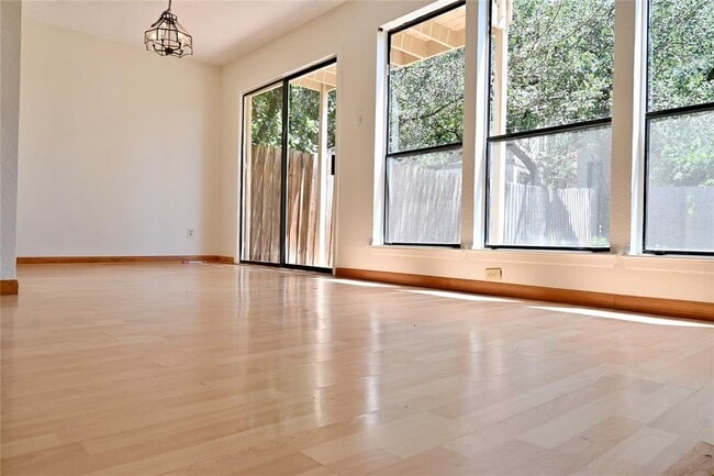 Photo - 13356 Water Oak Ln