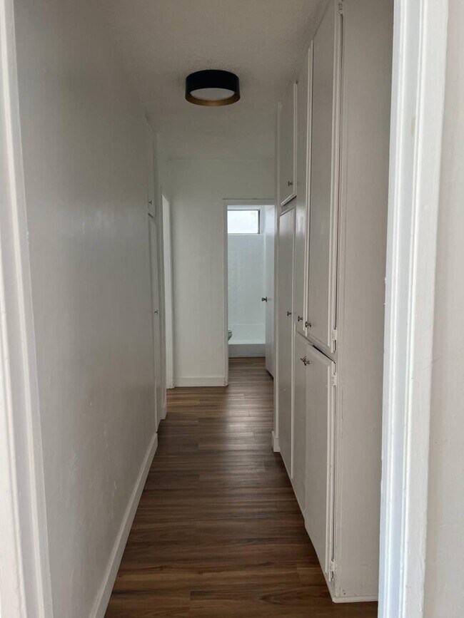 Photo - 2.0 bedroom in Los Angeles California 91343 Unit 19