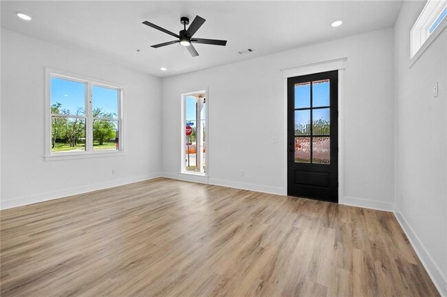 Photo - 2308 S 31st Pl
