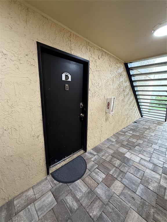 Photo - 944 N Lake Destiny Rd Unidad D