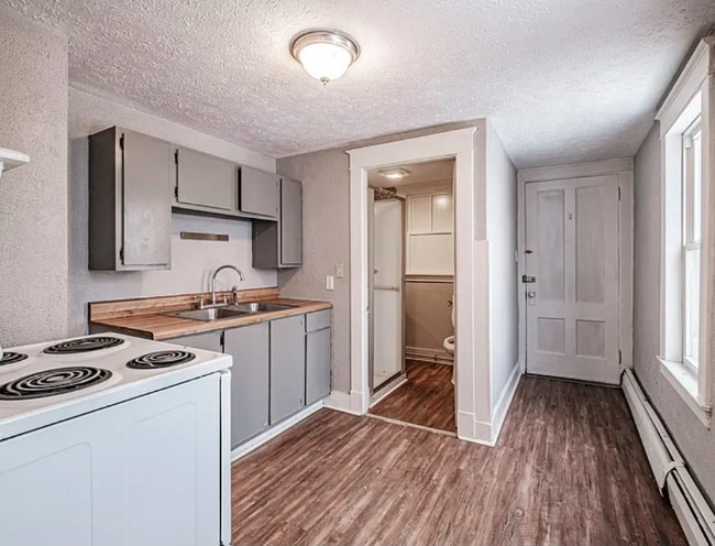 Photo - 42 Storer St Unit # 3