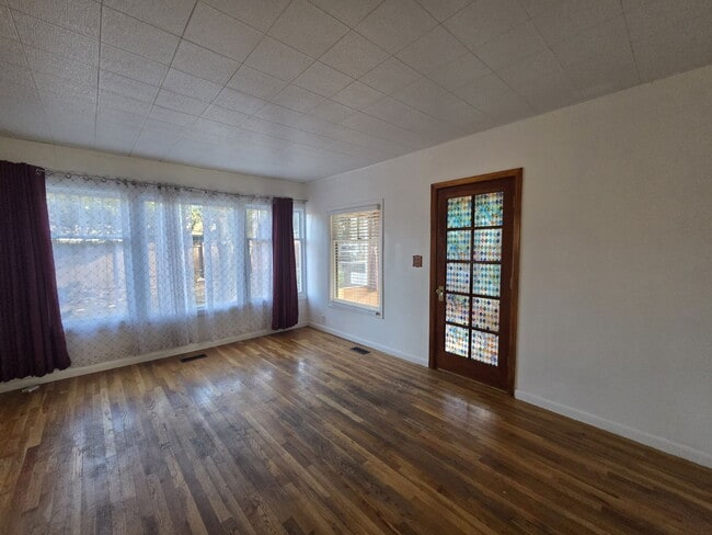 Photo - 1764 SE Douglas Ave