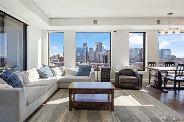Building Photo - 1750 Wewatta St Unit 1440