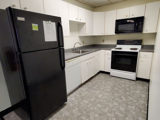 Photo - 131 N. Sparks St.