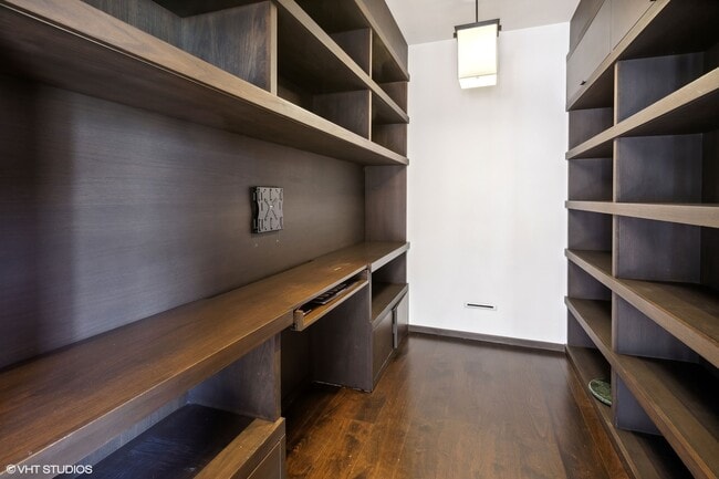 Photo - 3400 N Lake Shore Dr Unidad 9C