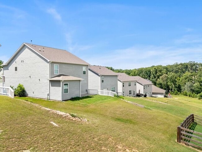 Photo - 6830 Scarlet Oak Way