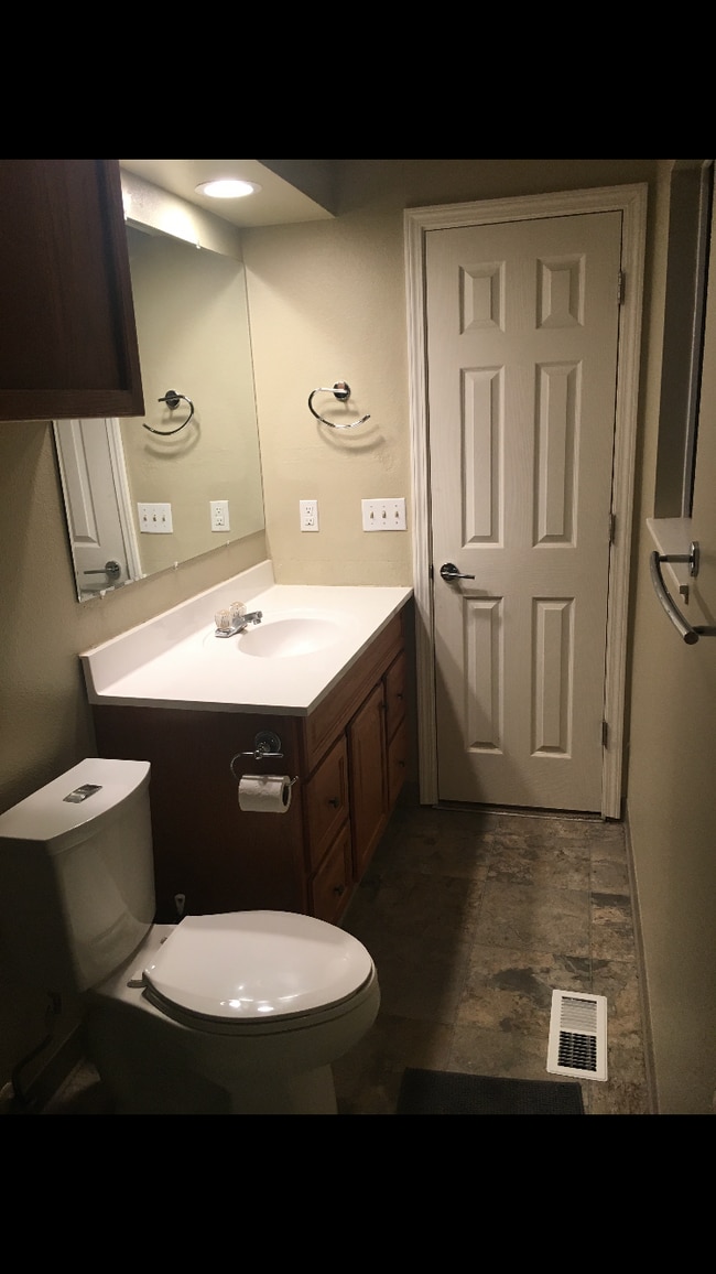 Photo - 10536 SW 43rd Ave