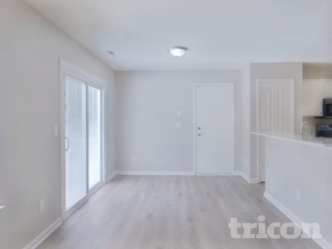 Photo - 10527 Madison Park Dr