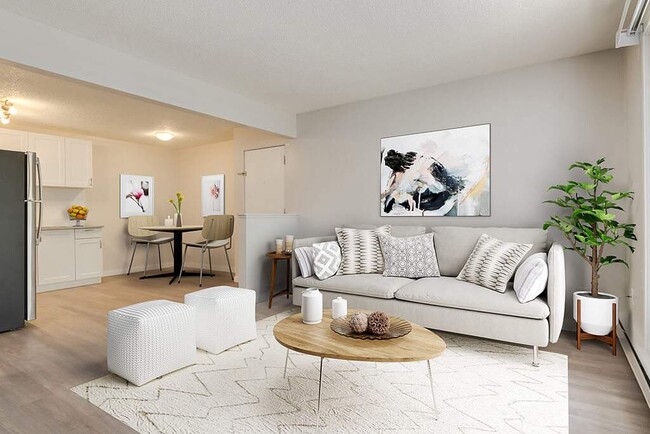 Building Photo - Mirror Lake Apartments