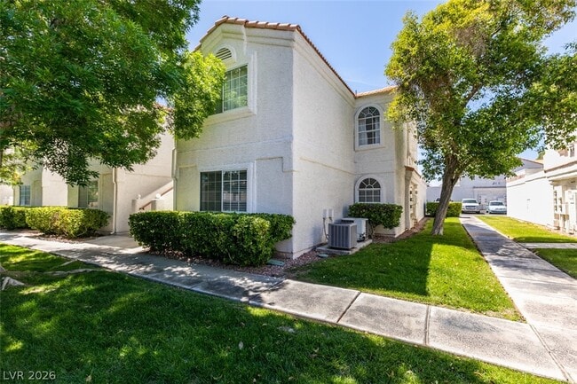 Building Photo - 1800 S Edmond St Unit 124