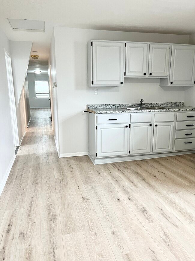 Photo - 3609 N Kedvale Ave Unit 2