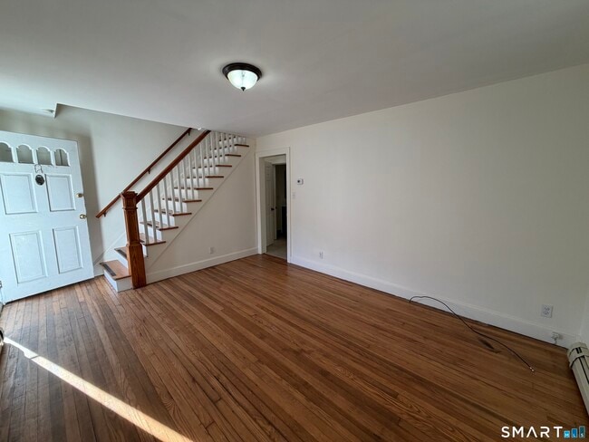 Photo - 535 Chase Ave