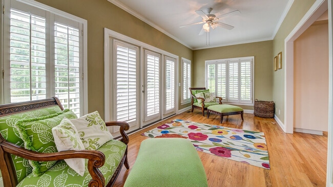 Photo - 165 Bonnyneck Dr Unit ID1356497P