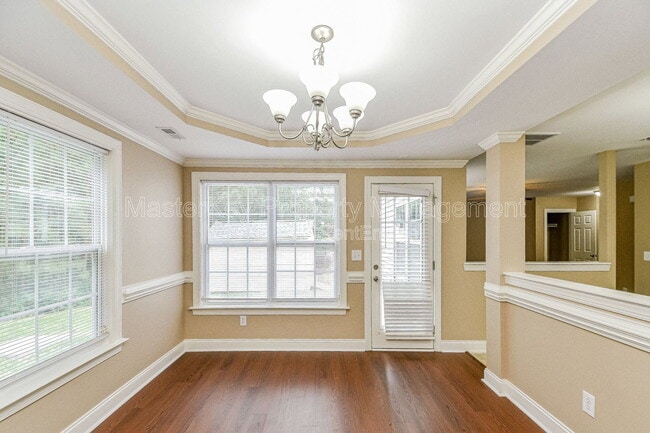 Photo - 225 Braxman Ln