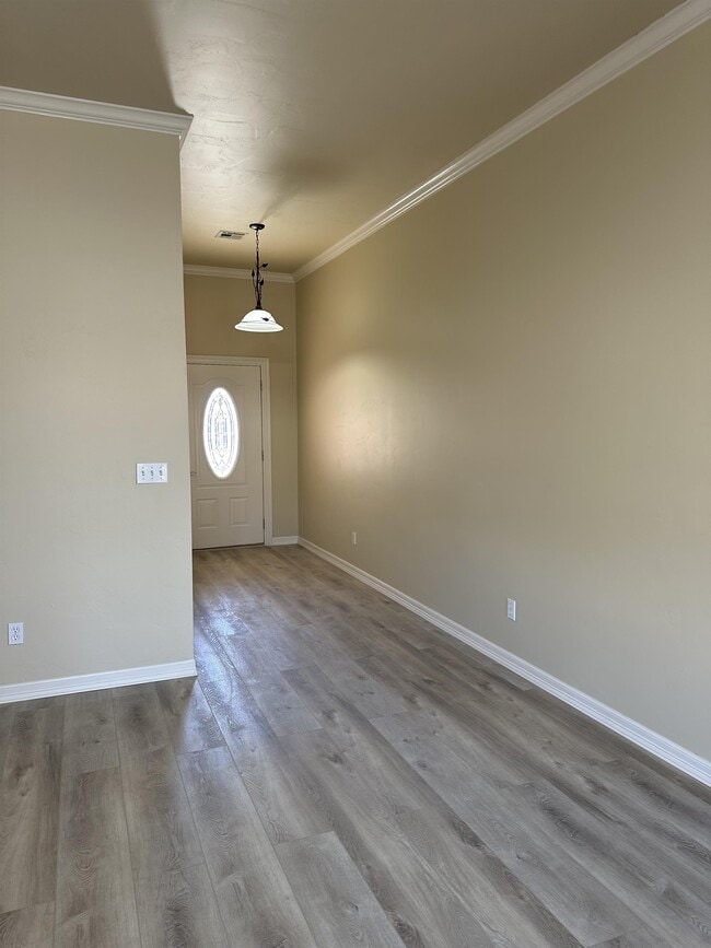 Photo - 4616 Alpine Pl