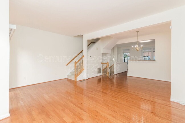 Photo - 1030 Harrison Cir