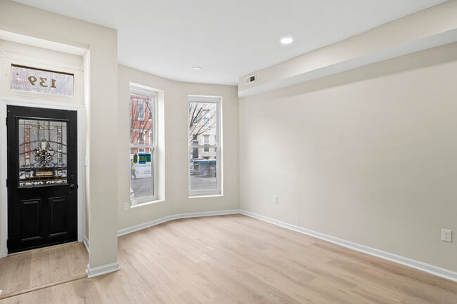 Photo - 139 N Lakewood Ave