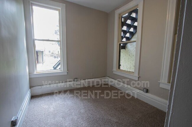 Photo - 800 SE 2nd St Unit C