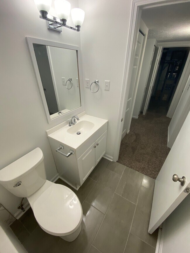 Bathroom - 291 Prairie Dr Unit 1