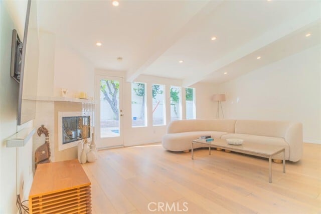 Photo - 5179 Canoga Ave