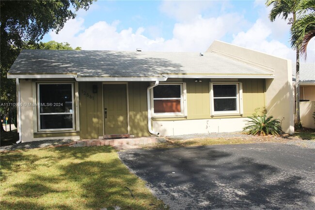 Photo - 12561 SW 119th Terrace Townhome