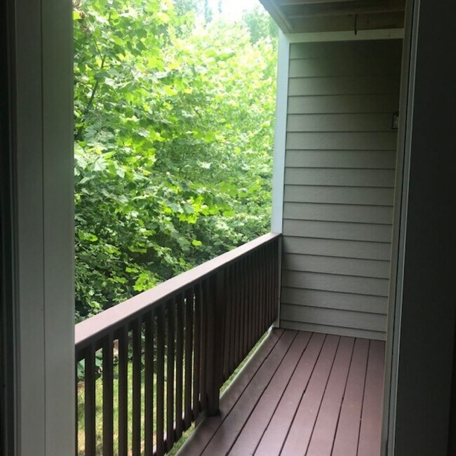 124 Foxden Dr Condo Unit 202 Condo for Rent in Fletcher, NC