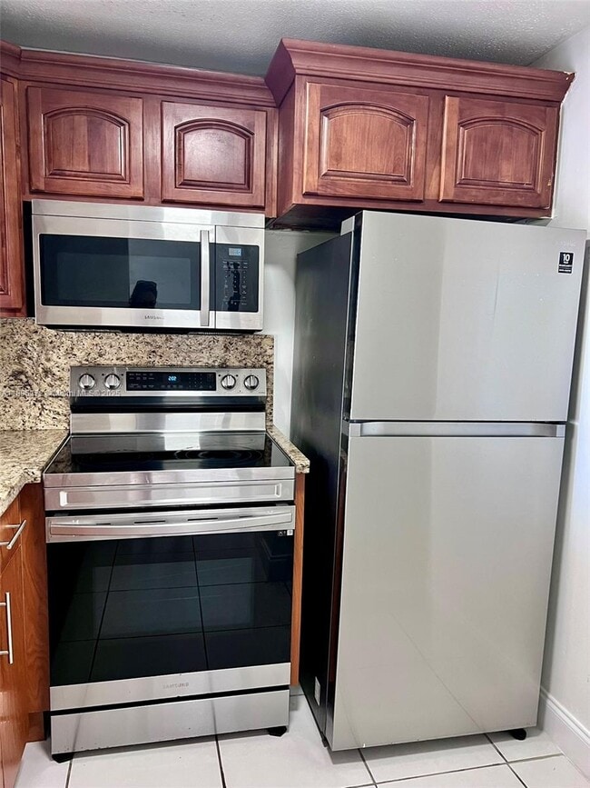 Photo - 2935 NE 163rd St Unit 6B