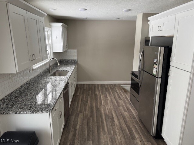 Photo - 7500 Lakeshore Blvd