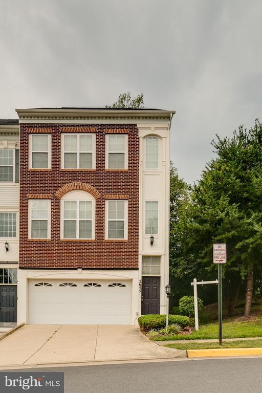 Photo - 2655 Glenriver Way