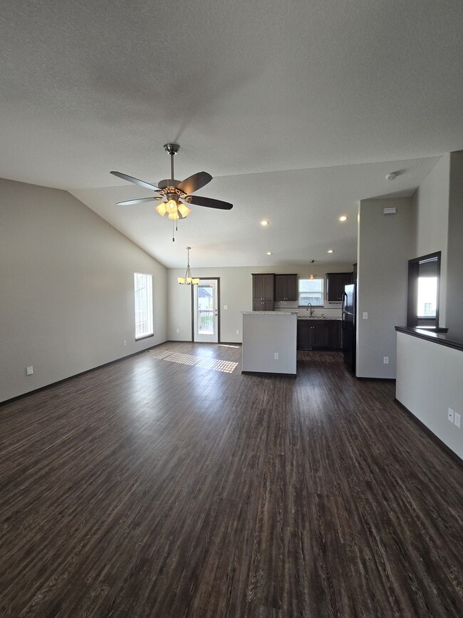 Photo - 5925 Millsboro St