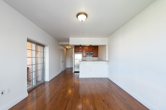 Photo - PERFECT ONE BEDROOM APT