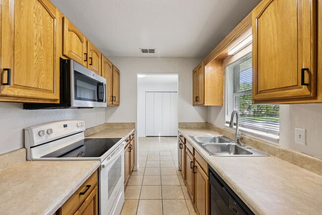 Photo - The Flats at Belleview