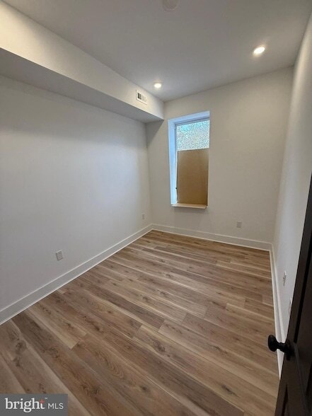 Photo - 1543 N 33rd St