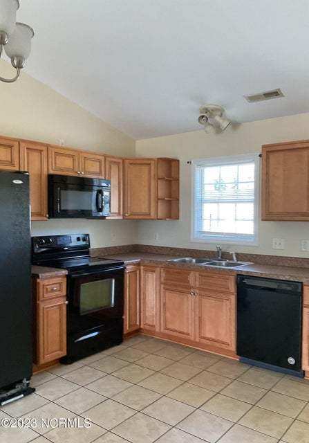Photo - Nice 2 Bedroom Duplex in Sneads Ferry - 10... Unidad 1