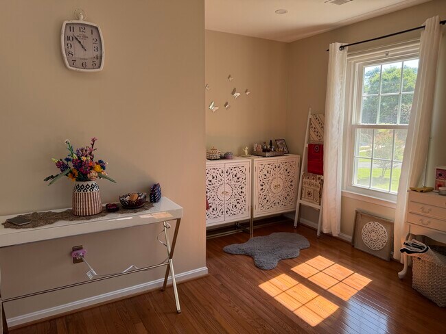 Photo - 8715 Shadowlake Way