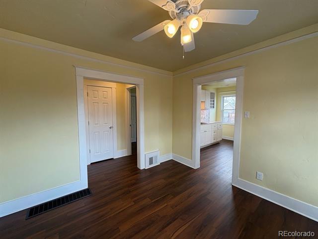 Photo - 4920 Lincoln St