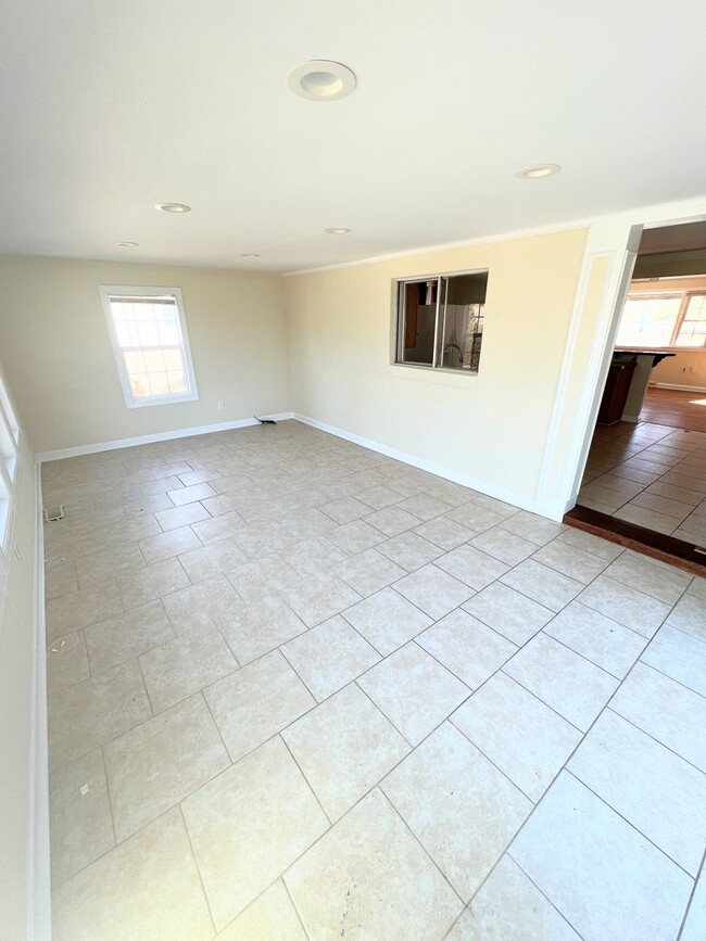 Photo - Charming 3 bedroom house