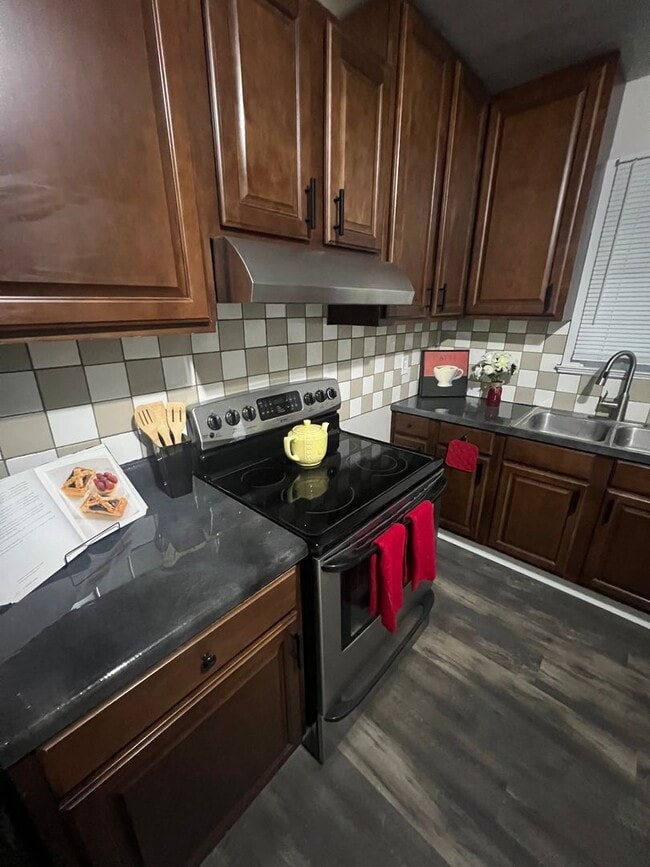 Photo - 2613 Watson Dr