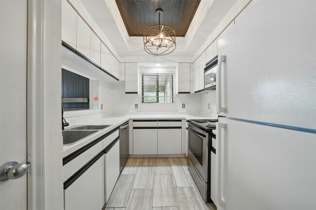 Photo - 4144 Greystone Way Unit True