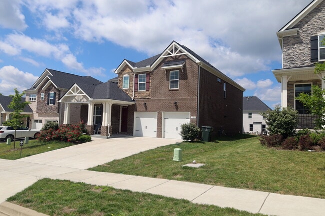 Photo - 709 Parthenia Ln